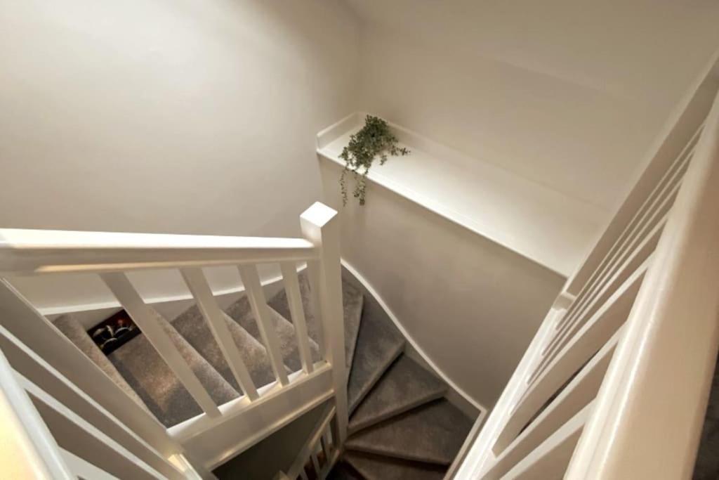 3Bed House With Parking Short Walk To Bath Centreヴィラ エクステリア 写真